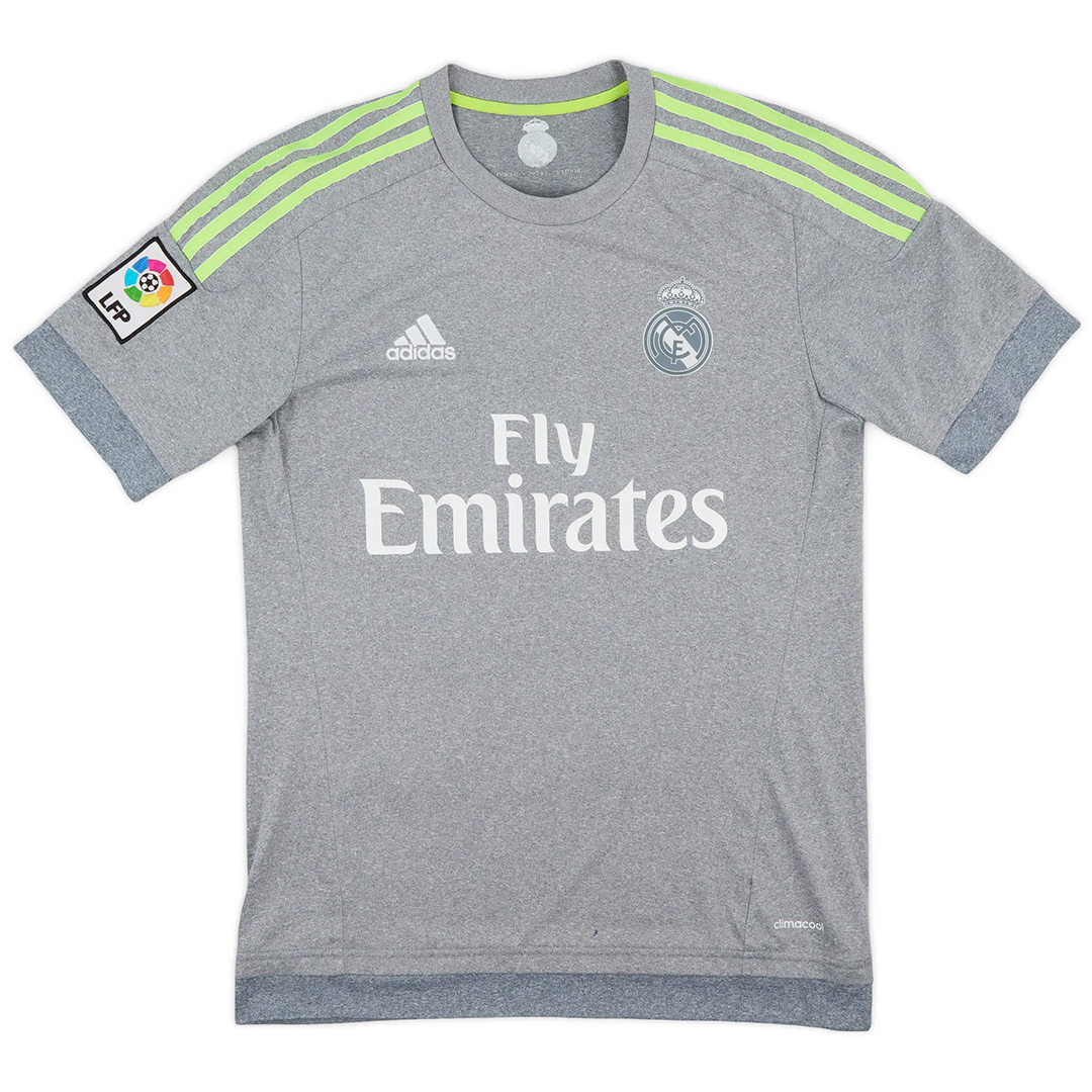 BALE #11 Retro Real Madrid Away Jersey 2015/16 (back view)