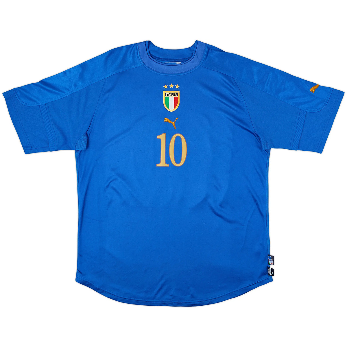 TOTTI #10 Retro Italy Home Jersey Euro Cup 2004 (back view)