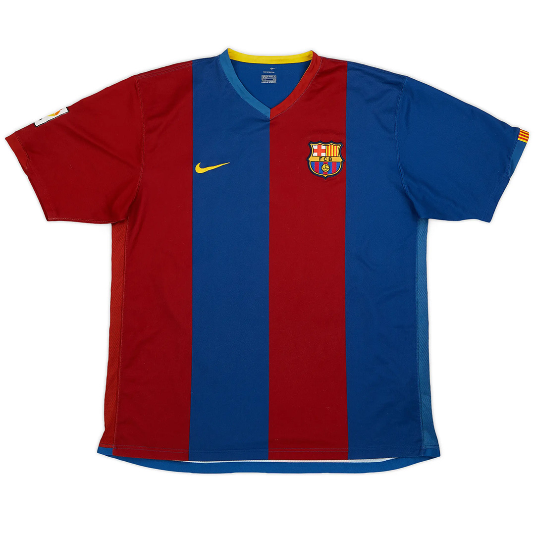 MESSI #19 Retro Barcelona Home Jersey 2006/07 (back view)