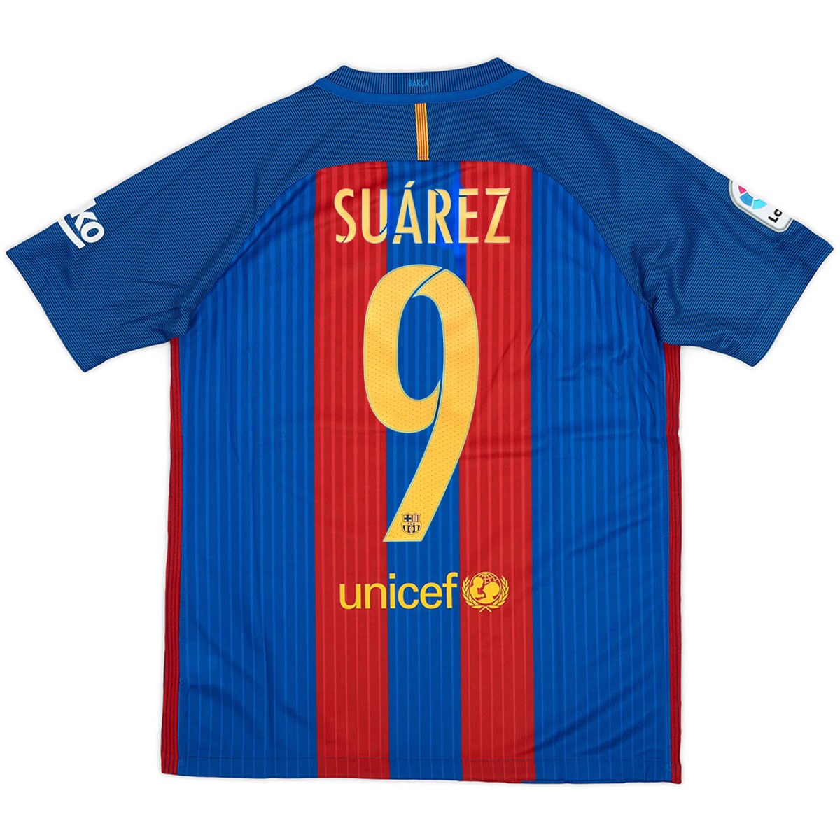 SUÁREZ #9 Retro Barcelona Home Jersey 2016/17 (back view)