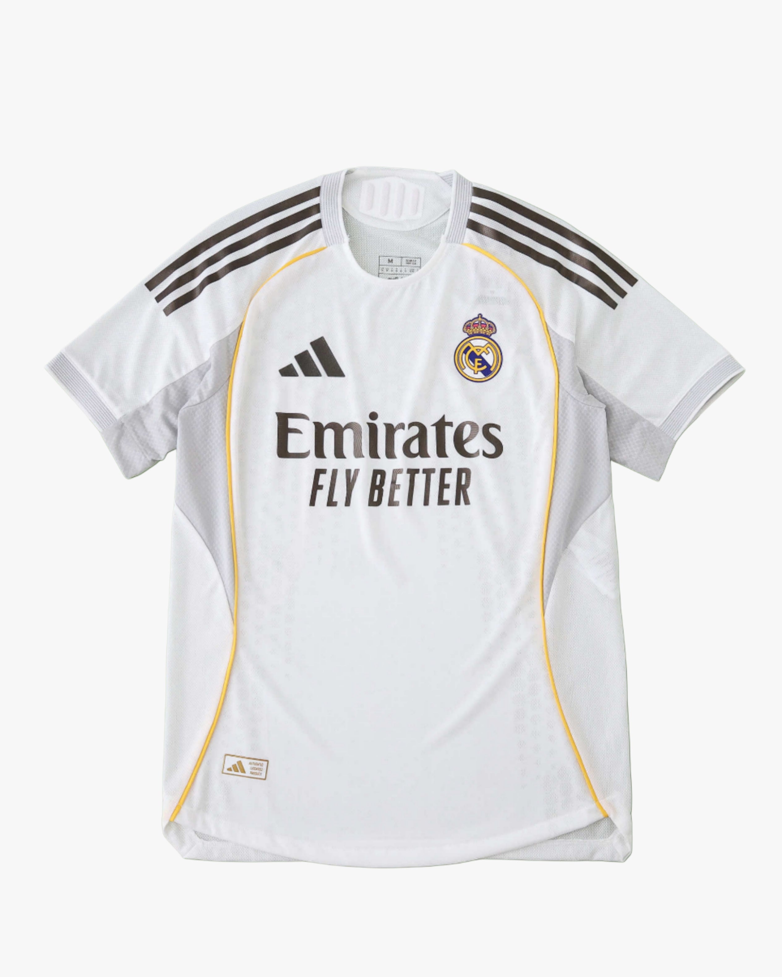 REAL MADRID HOME 2025/26 — premium football kit from Don's Jerseys